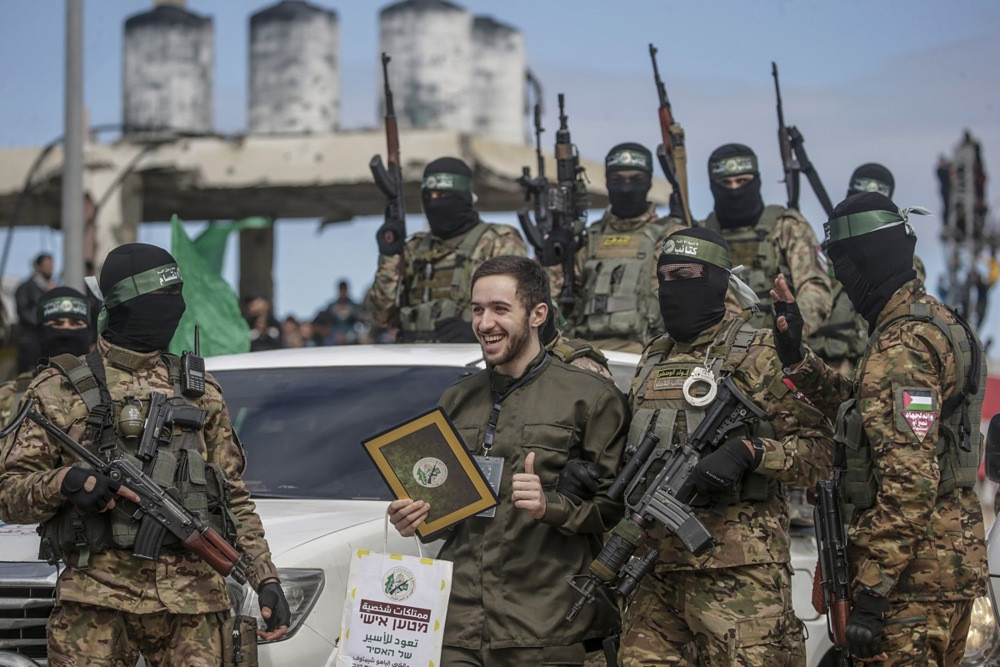 Hamas oslobodio svih šest talaca