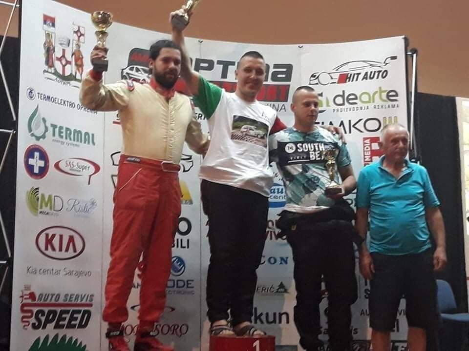 Armin Mujkanović, vozač auto-utrka, za FTV: Volja je više od talenta