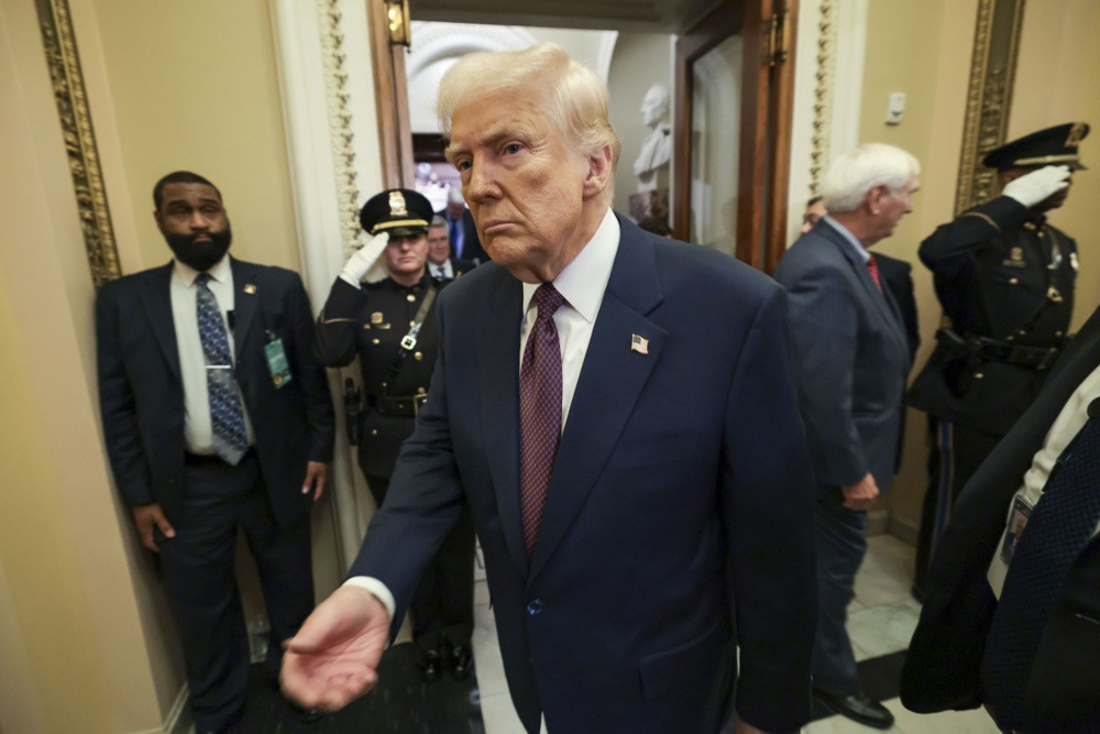 Vrhovni sud SAD-a odbacio Trumpov plan zamrzavanja strane pomoći