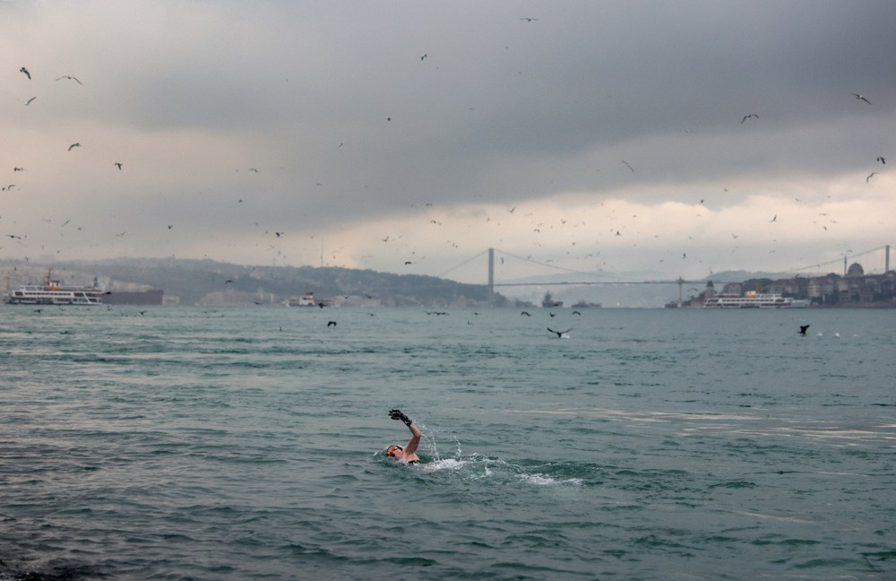 Ruski plivač nestao tokom interkontinentalne plivačke trke kroz Istanbulski moreuz