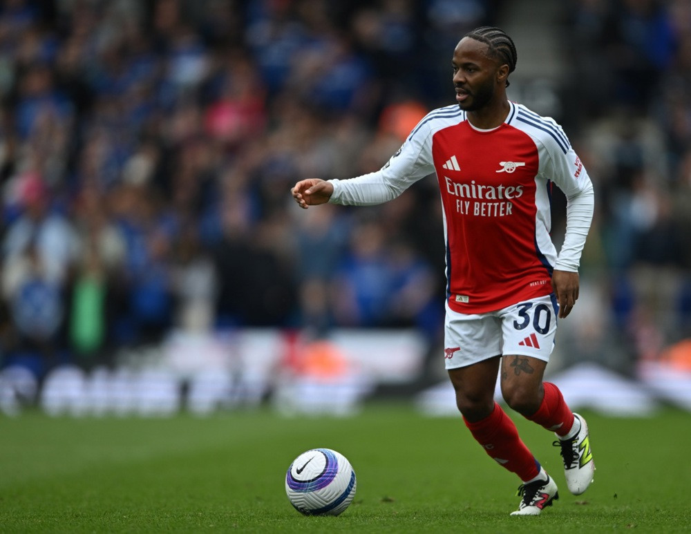 Chelsea sporazumno raskinuo ugovor s Raheemom Sterlingom