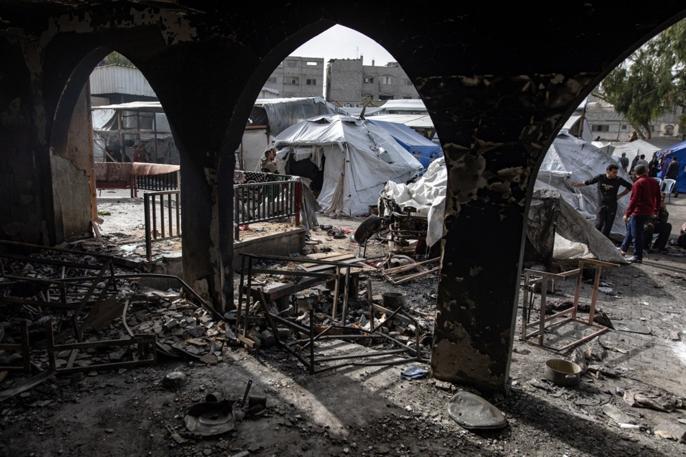 Mediji: Izrael planira zadržati vojno prisustvo u blizini Rafaha, priprema masovni kamp za raseljavanje