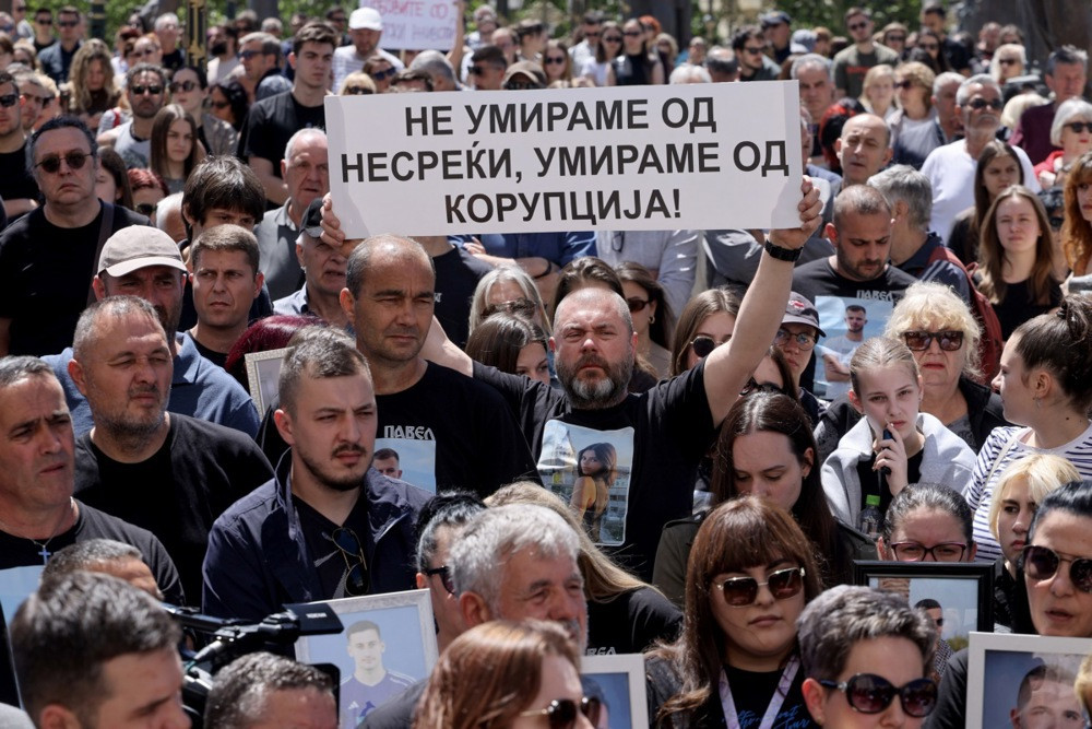 U Skoplju prosvjed obitelji poginulih u Kočanima: Traže ostavke odgovornih