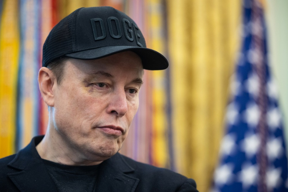 Elon Musk na X-u besplatno promovira film koji se dovodi u vezu s antimigrantskom porukom