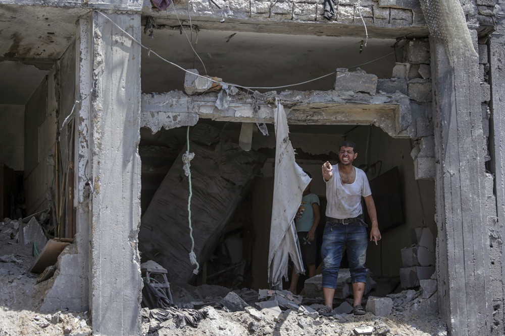 Najmanje 66 ljudi ubijeno u više izraelskih napada širom Pojasa Gaze