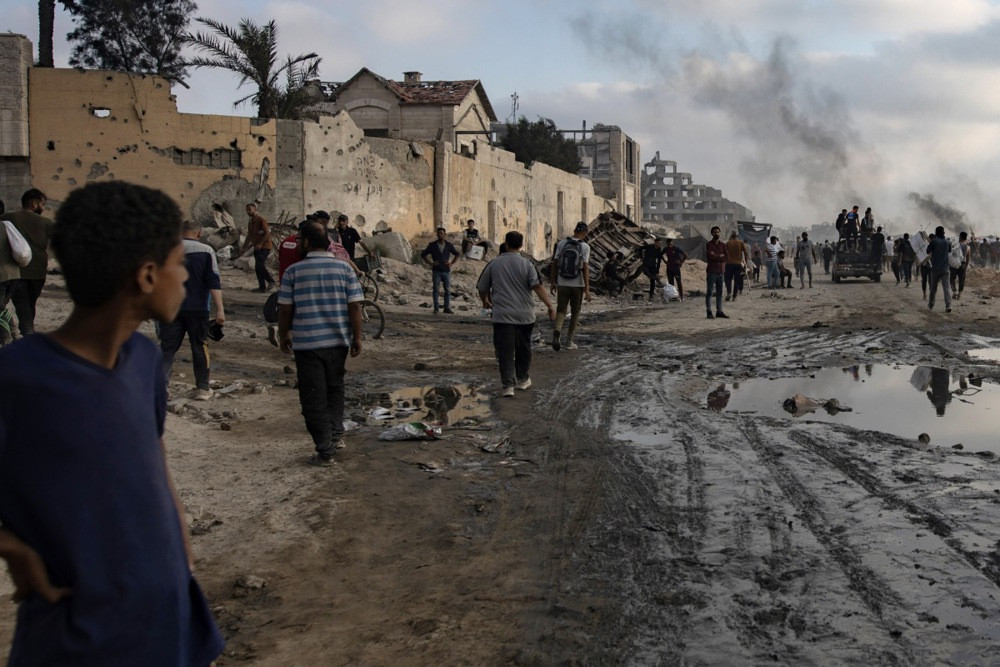 Izraelci ubili najmanje 36 Palestinaca u Gazi, mnoge dok su čekali pomoć