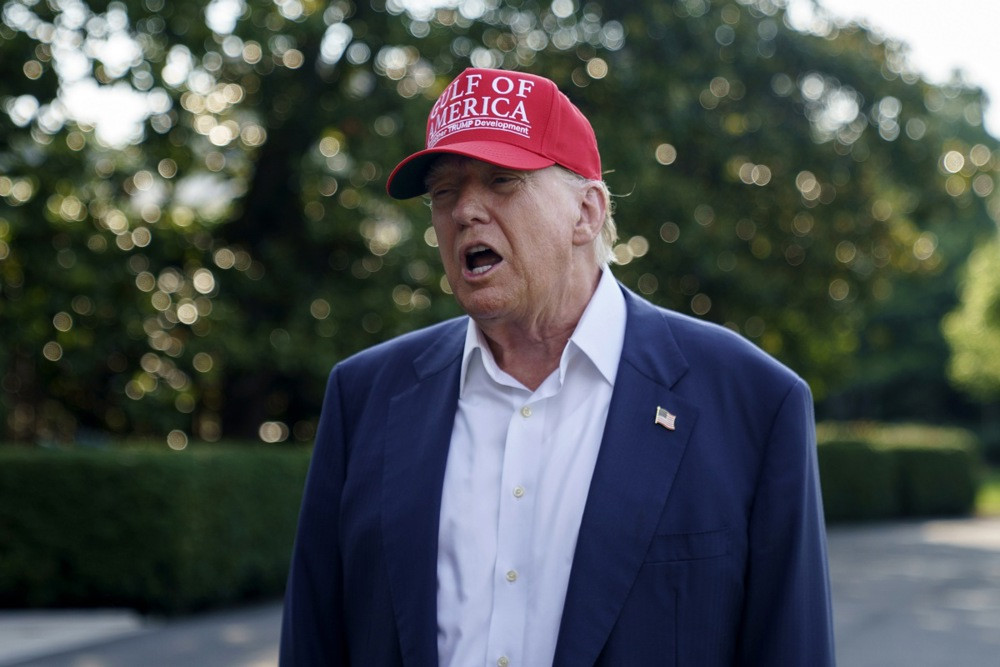 Trump najavio da će spriječiti 'komunističkog luđaka' kandidata za gradonačelnika da uništi New York