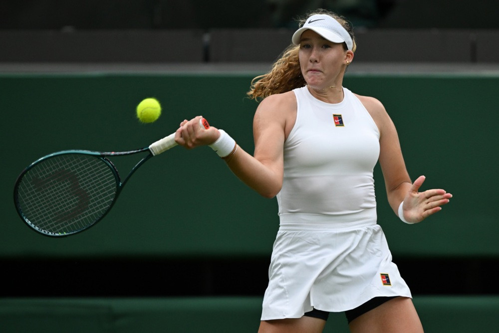 Andreeva i Samsonova u osmini finala Wimbledona, Yastremska eliminisana