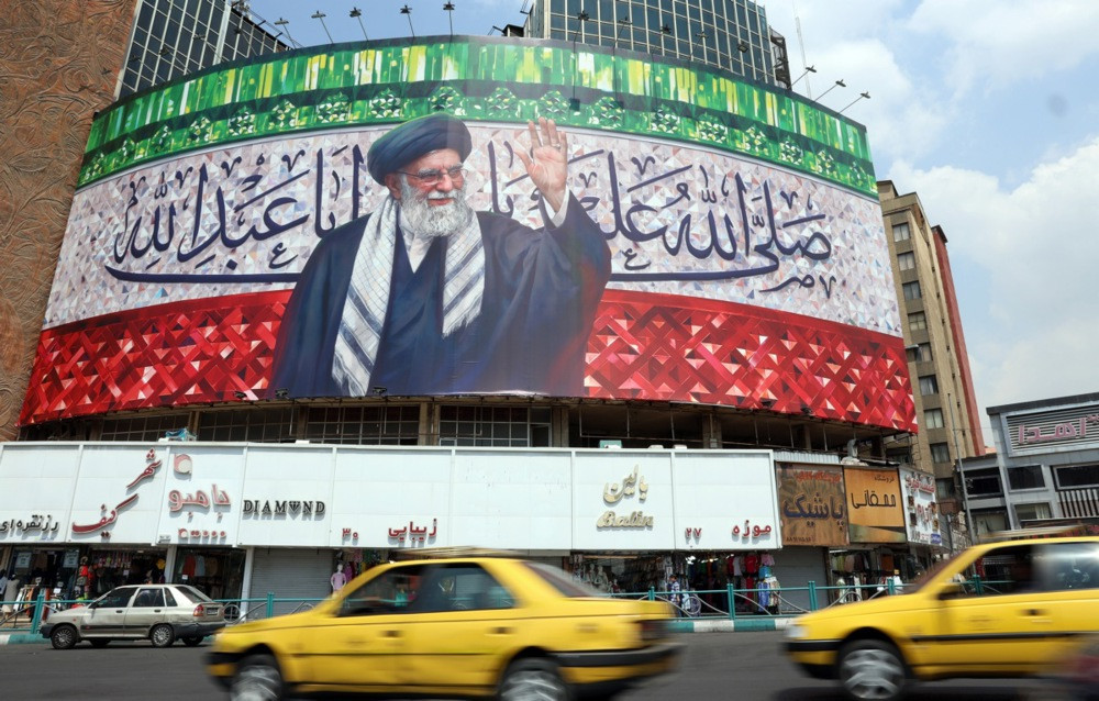 Khamenei krivi Trumpa za nasilje tokom protesta u Iranu