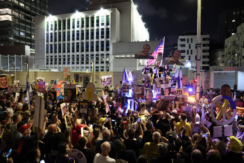Nasilje na protestu u Tel Avivu, građani zahtijevali povratak izraelskih talaca