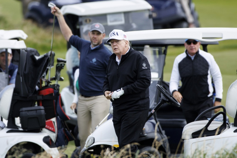 Trump pozvao Evropu da se ujedini po pitanju migracija, ponovo kritikovao vjetroelektrane