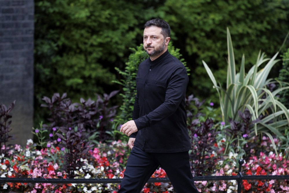 Zelenski nakon razgovora s evropskim liderima naglasio važnost sigurnosnih garancija i vojnih investicija