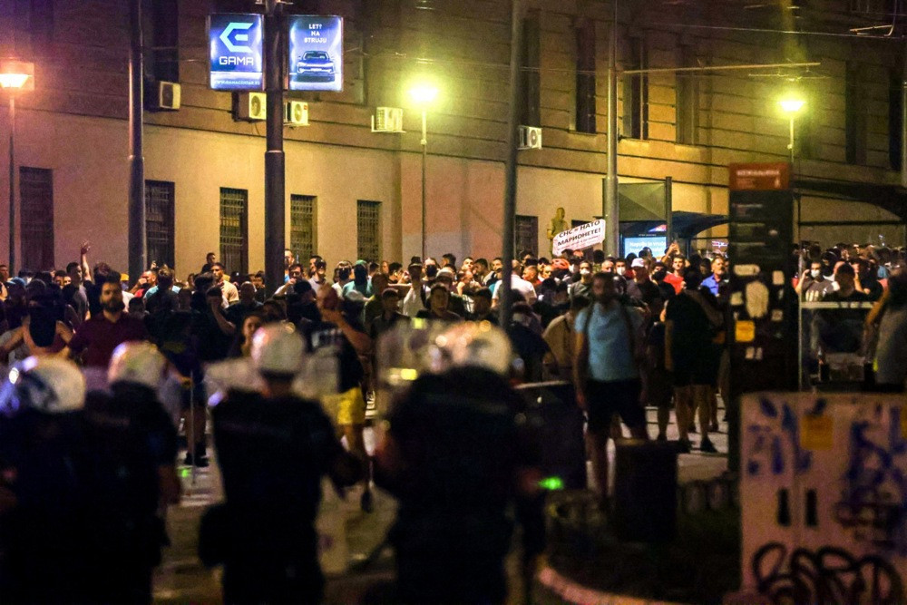 Zeleni u EP: Srbija se okreće autokratiji po modelu Putina, preispitati finasiranje zemlje