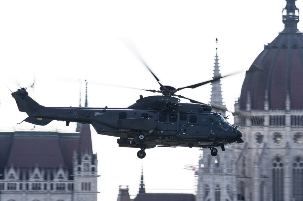 Helikopter se srušio na ostrvu Wight u Velikoj Britaniji