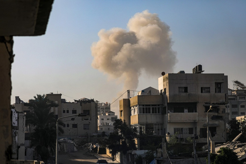 Milion Palestinaca zarobljeno dok Izrael bombarduje Gazu iz zraka, kopna i mora