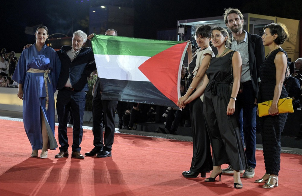 Poruke solidarnosti s Gazom s crvenog tepiha na Venecijanskom filmskom festivalu