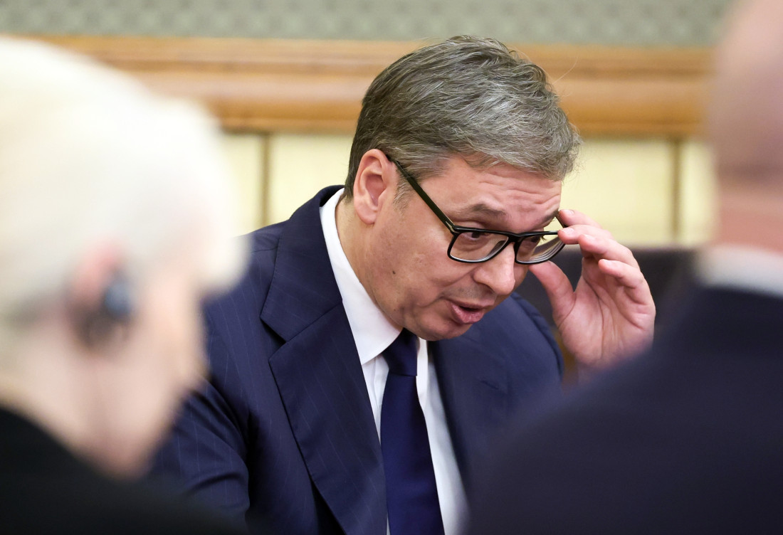 Vučić strahuje da neće biti više odlaganja sankcija NIS-u
