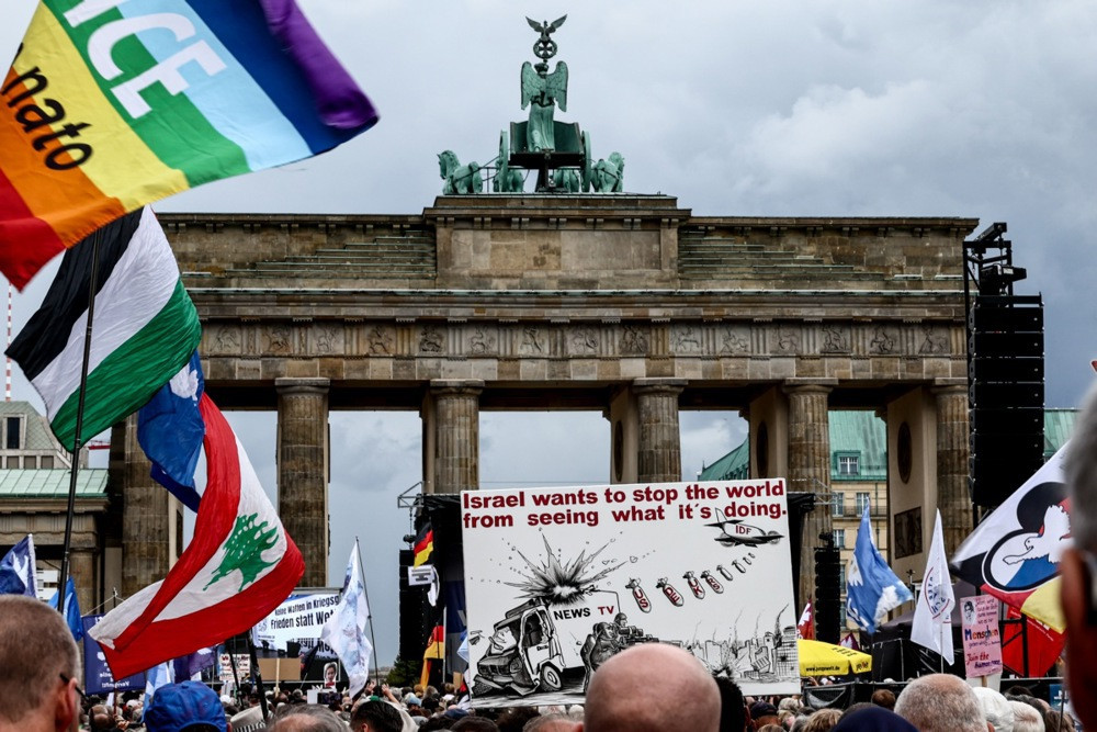 Više od 20.000 ljudi na skupu u Berlinu protiv izraelskog genocida u Gazi