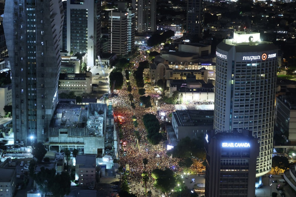 Hiljade Izraelaca slavilo sporazum o prekidu vatre u Gazi