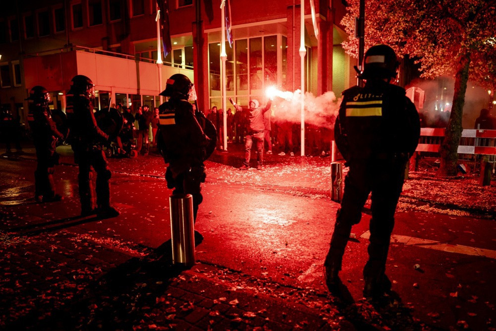 Holandska policija privela 180 navijača Napolija uoči utakmice u Eindhovenu