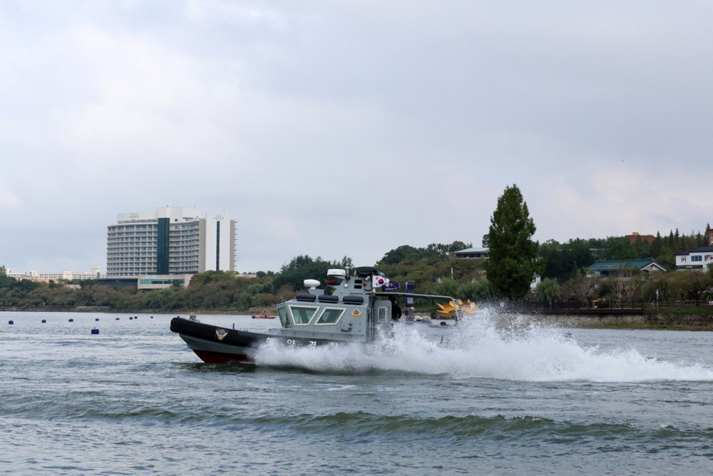 Dvije osobe poginule u američkom vojnom napadu na plovilo u istočnom Pacifiku