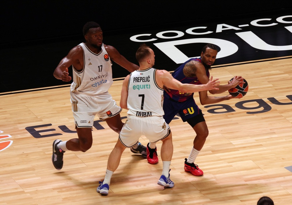 Košarkaši Dubaija pobijedili Barcelonu u Euroligi