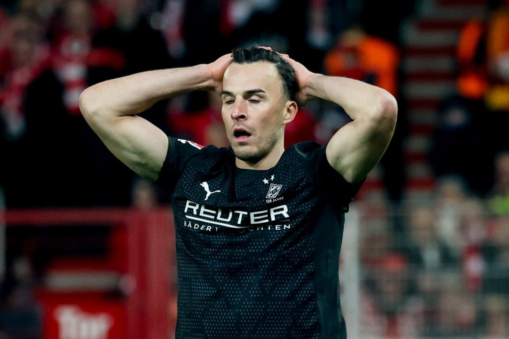 Tabaković tragičar u porazu Borussije od Demirovićevog Stuttgarta