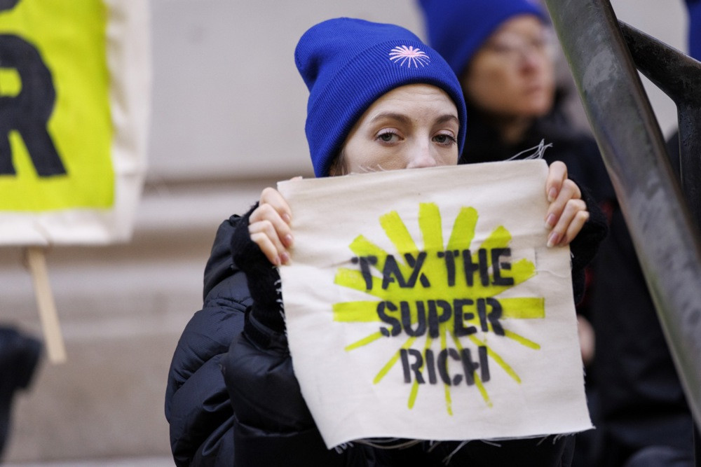 Bogati postaju bogatiji, siromašni ostaju zarobljeni: 60.000 ljudi ima bogatstvo veće od polovine čovječanstva