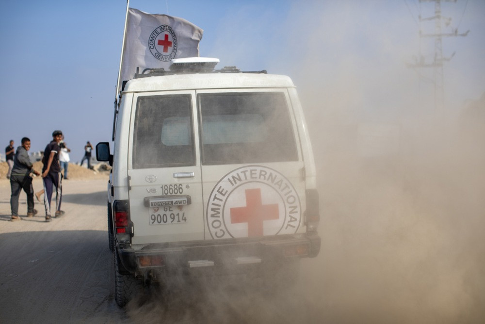 Izraelska vojska potvrđuje: Još jedan taoc iz Gaze predat Crvenom križu