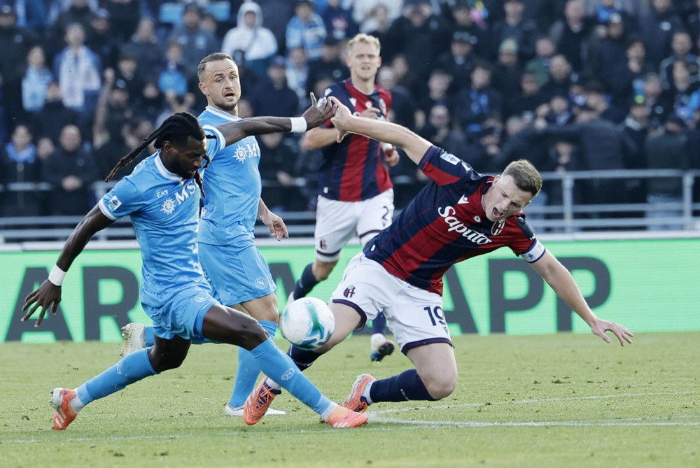 Bologna pobijedila Napoli, remi Genoe i Fiorentine