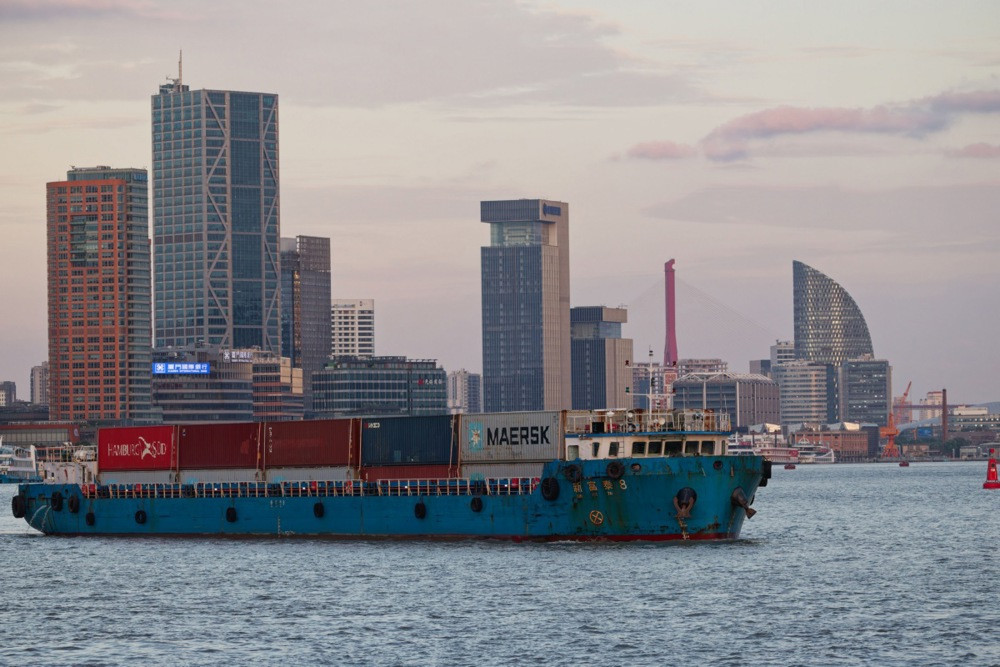 Trump prijeti Kini carinama od 50 posto ako pruži vojnu pomoć Iranu