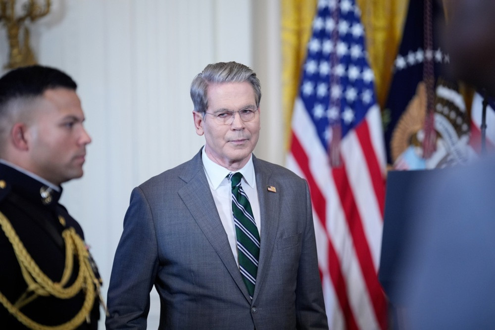 SAD novim sankcijama cilja navodne mreže Huta za krijumčarenje nafte i oružja