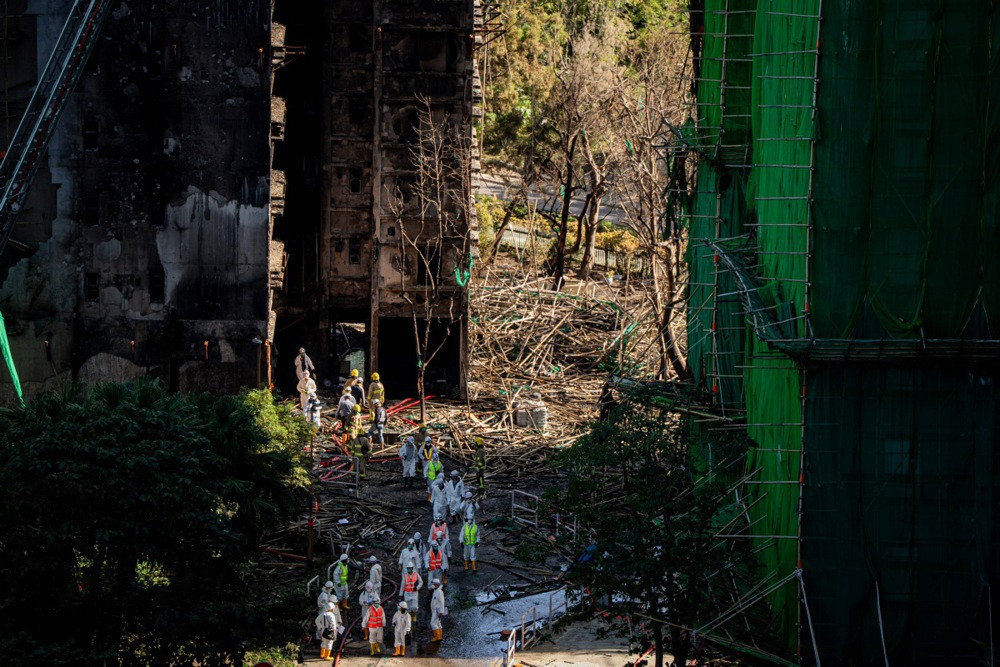 13 osoba uhapšeno nakon požara u Hong Kongu