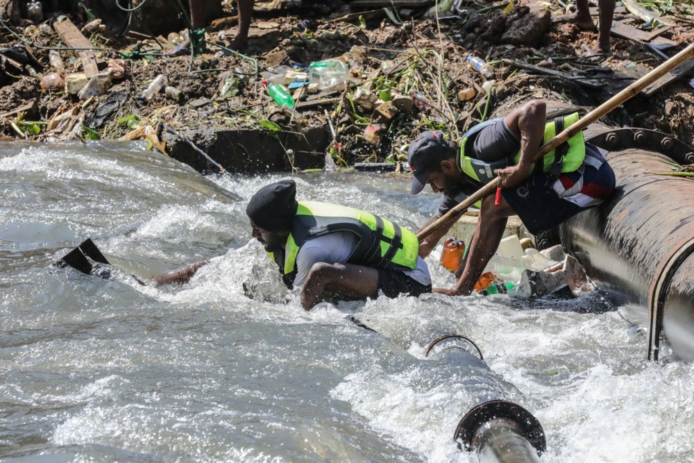 Spasioci se bore sa posljedicama poplava u Jugoistočnoj Aziji, stanovnici sumnjaju na korupciju