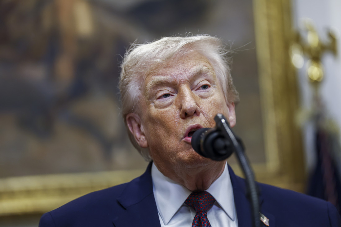 Trump letio Epsteinovim privatnim avionom osam puta tokom 1990-ih