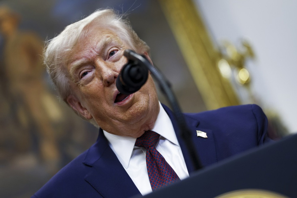 Trump upozorio Iran zbog nuklearnog programa i poručio da bi podržao „brzi napad“