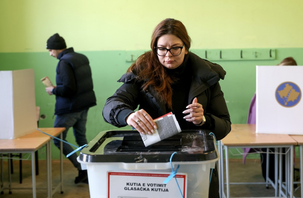 Do 18 časova na izborima na Kosovu glasalo 38.55 odsto glasača, najveća izlaznost na sjeveru