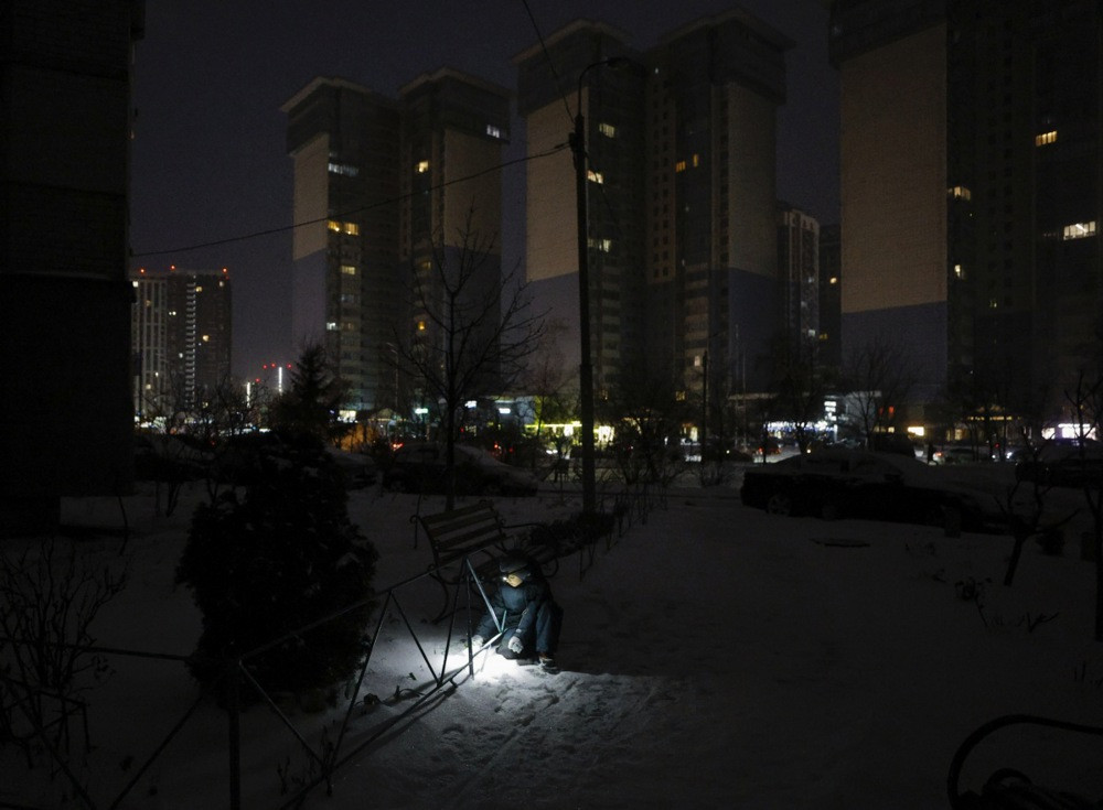 Četvrta zima rata: Hiljadu zgrada u Kijevu i dalje bez grijanja