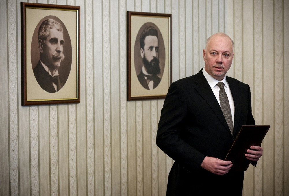 Predsjednik Bugarske Rumen Radev najavio ostavku i poručio: "Idemo na izbore"