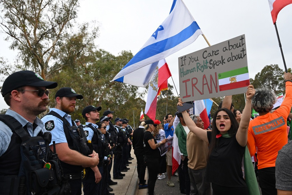 SAD uvele sankcije petorici iranskih zvaničnika