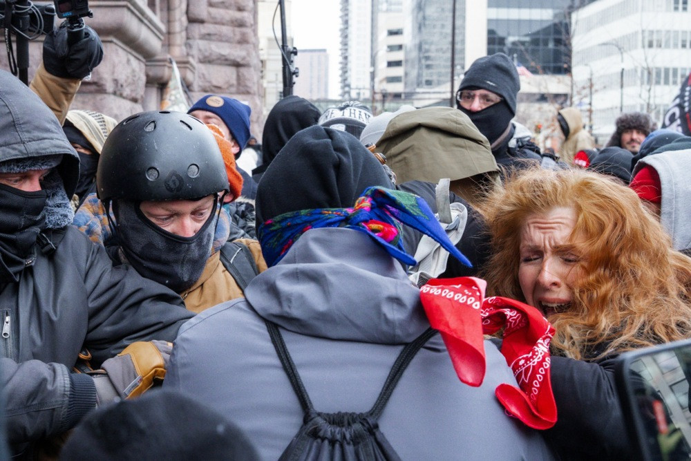 Građani zaustavili desničarski skup podrške Trumpu u Minneapolisu