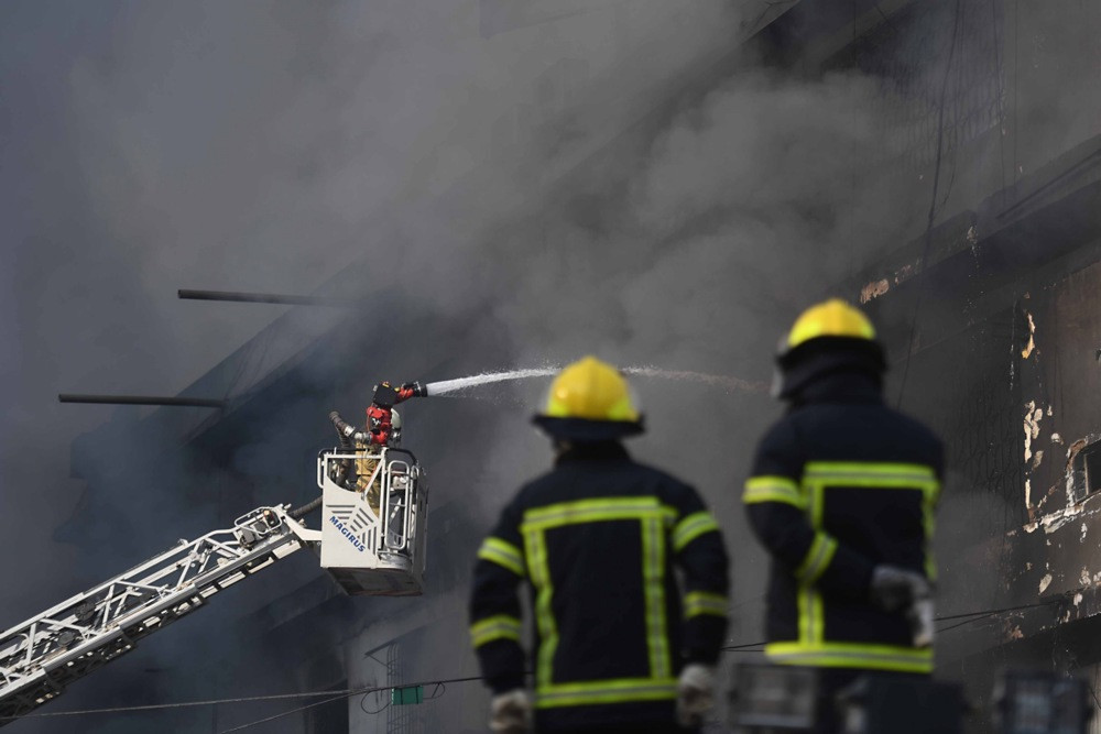 Šest osoba stradalo u požaru trgovačkog centra u Pakistanu