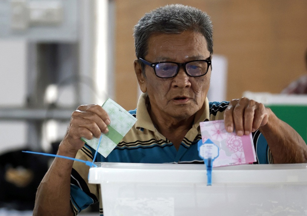 Prijevremeni izbori u Tajlandu: Tri stranke u borbi za vlast