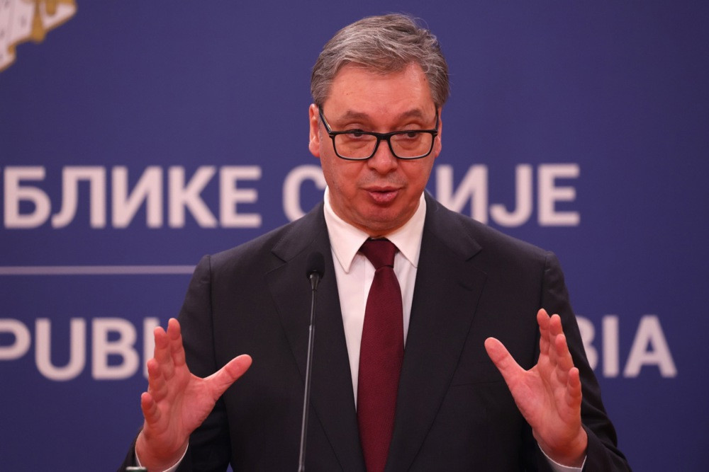 Vučić tvrdi da su optužbe o 'Sarajevo safariju' montaža uz pomoć AI-ja i da je 'promašeno vrijeme kad je bio na Palama'