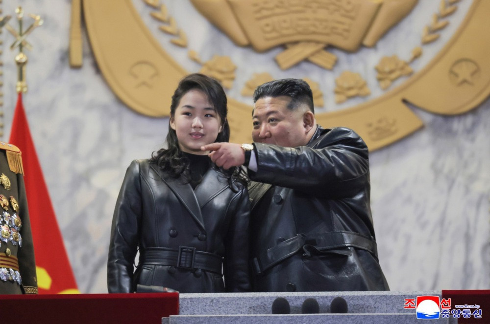 Južna Koreja istražuje nasljednika Kim Jong Una: Kćerka ili sin za kojeg se sumnja da postoji