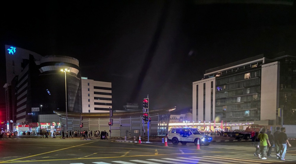 UAE: Presreli smo 16 iranskih balističkih projektila i većinu dronova