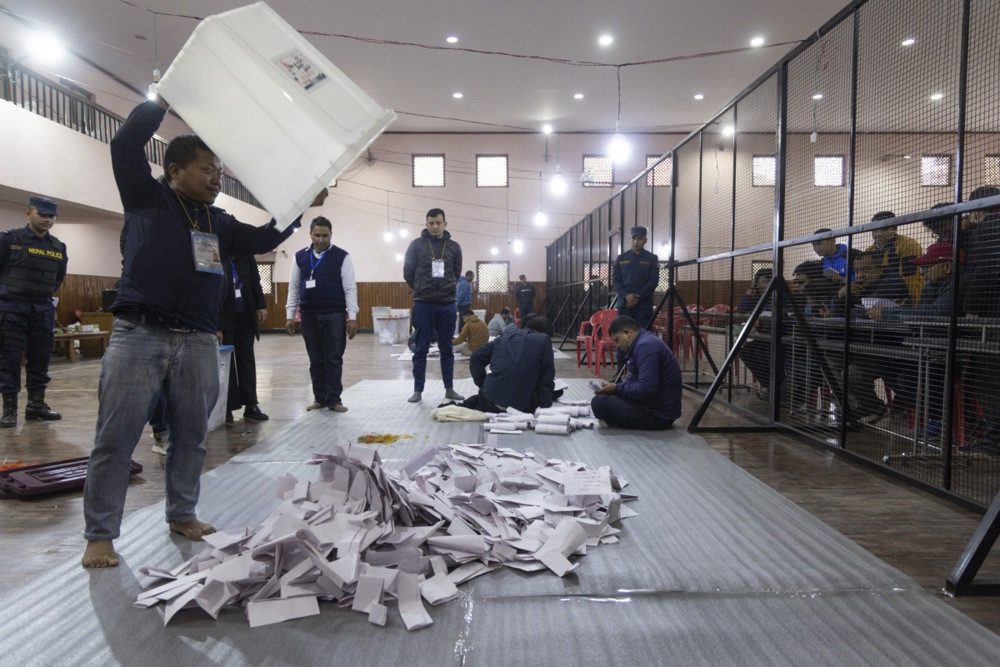 Stranka bivšeg repera vodi ka ubjedljivoj pobjedi na izborima u Nepalu