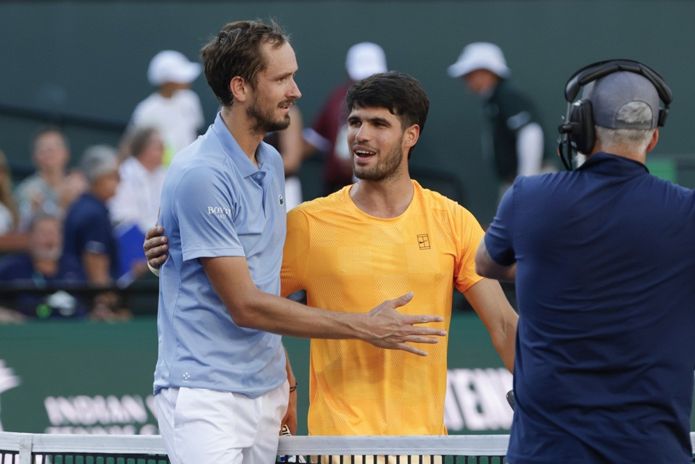 Medvedev pobijedio Alcaraza za plasman u finale Mastersa u Indian Wellsu