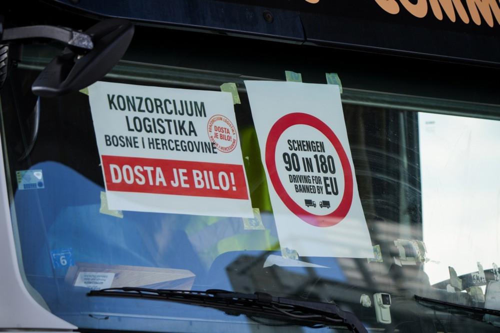 Prijevoznici odgodili najavljene blokade granica na Zapadnom Balkanu