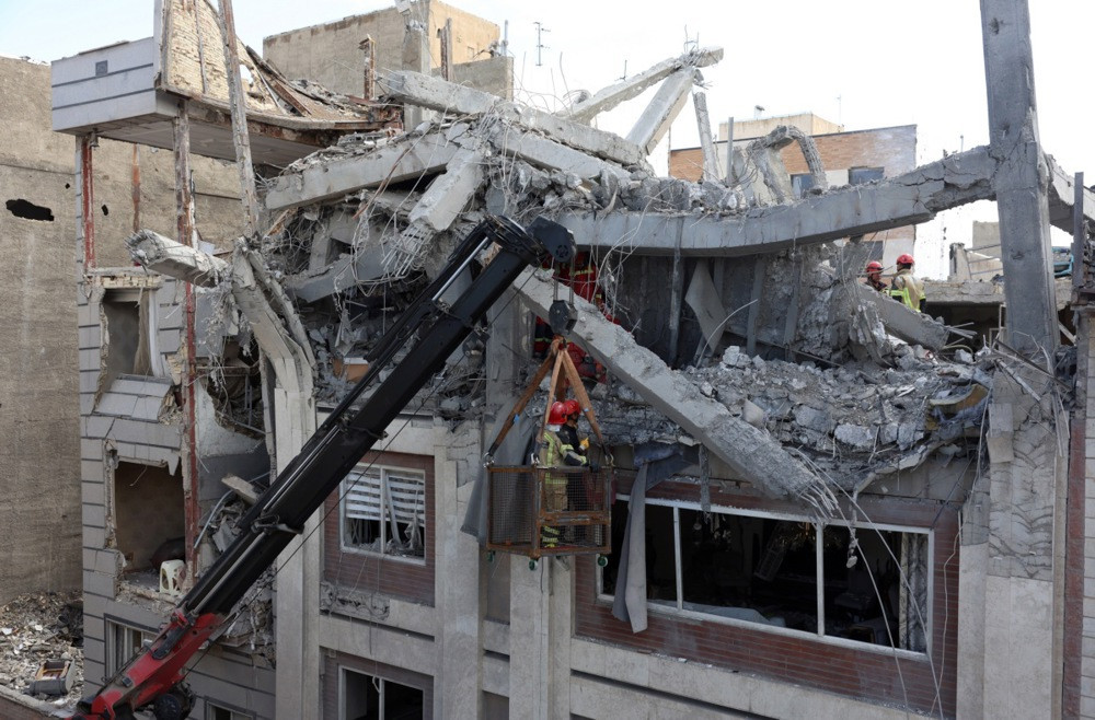 "Moja kćerka je pod ruševinama": Rast civilnih žrtava u Teheranu dok udari pogađaju grad